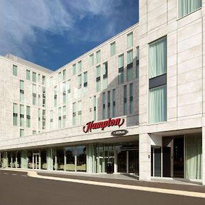 Hampton By Hilton London Stansted Airport